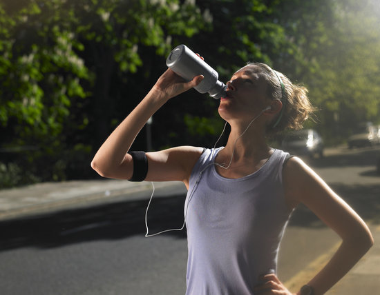 專家:運動中最好喝冷水