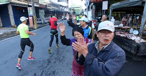 熊熊很想跑- 屏科大公益馬拉松