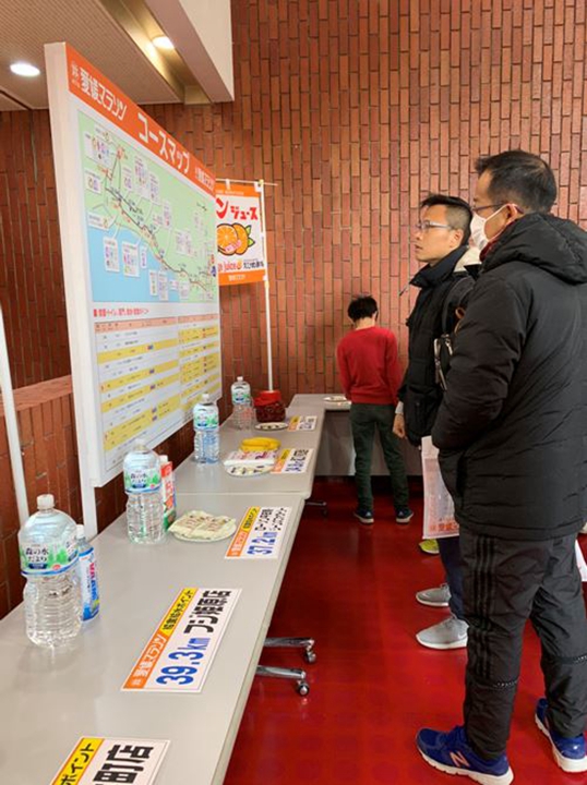(圖:再次研究路線圖與補給位置)