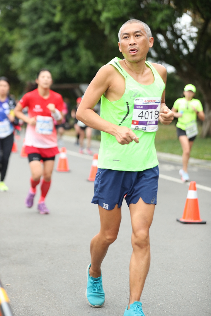 香港的鄔棕輝跑出367公里,成為香港第一位國際成績選手 照片:林明德