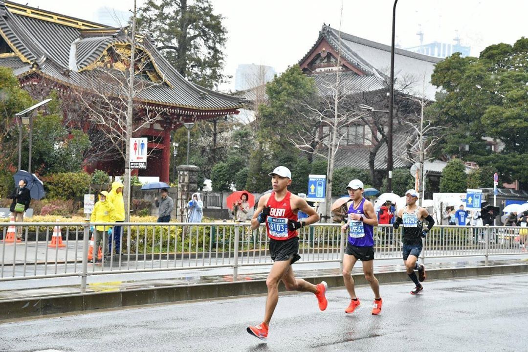 面對寒冷,僅管是次菁英選手,幾乎每個人都在掉速