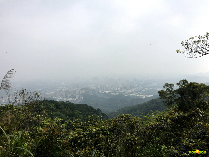 快樂來自於探索你的後花園,從探索居住地後頭的山林環境,會發現許多美好的事物與自然生態的魅力