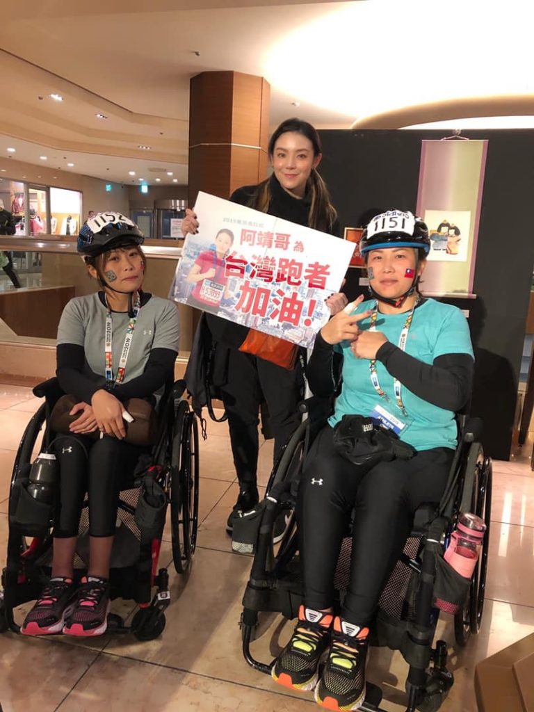 羊角姊妹在這趟東京馬拉松之旅,受到很多人的鼓勵與支持。
