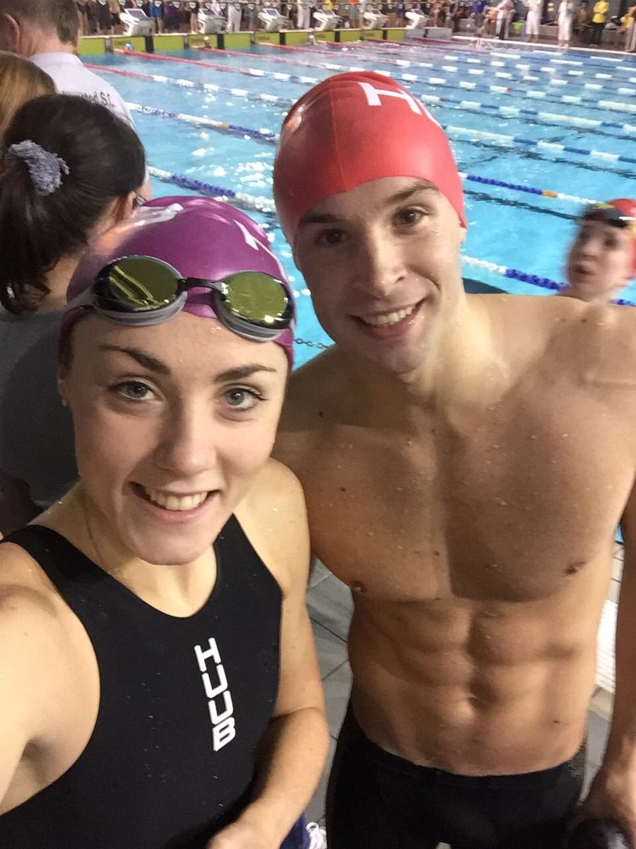 (圖:左Lucy Charles, 右Reece Barclay;來源)