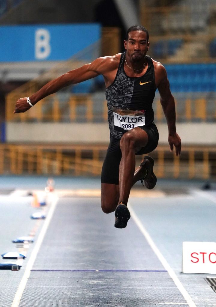 曾奪下兩屆奧運男子三級跳遠金牌的克里斯汀．泰勒Christian-Taylor，今25日天以17公尺14的成績打破大會紀錄，並順利奪下金牌。