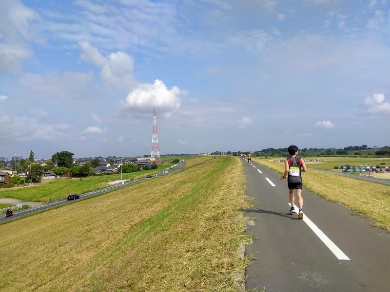 ◎21公里處,跑道一望無際