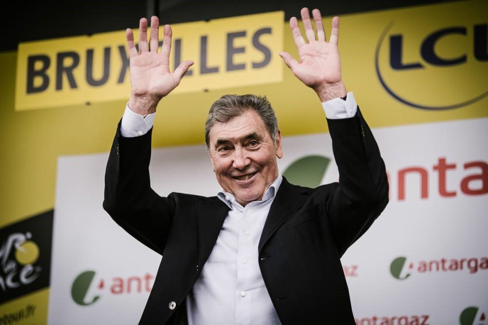 Eddy Merckx 親臨現場參與開賽儀式(圖片來源:Tour de France Official Website)