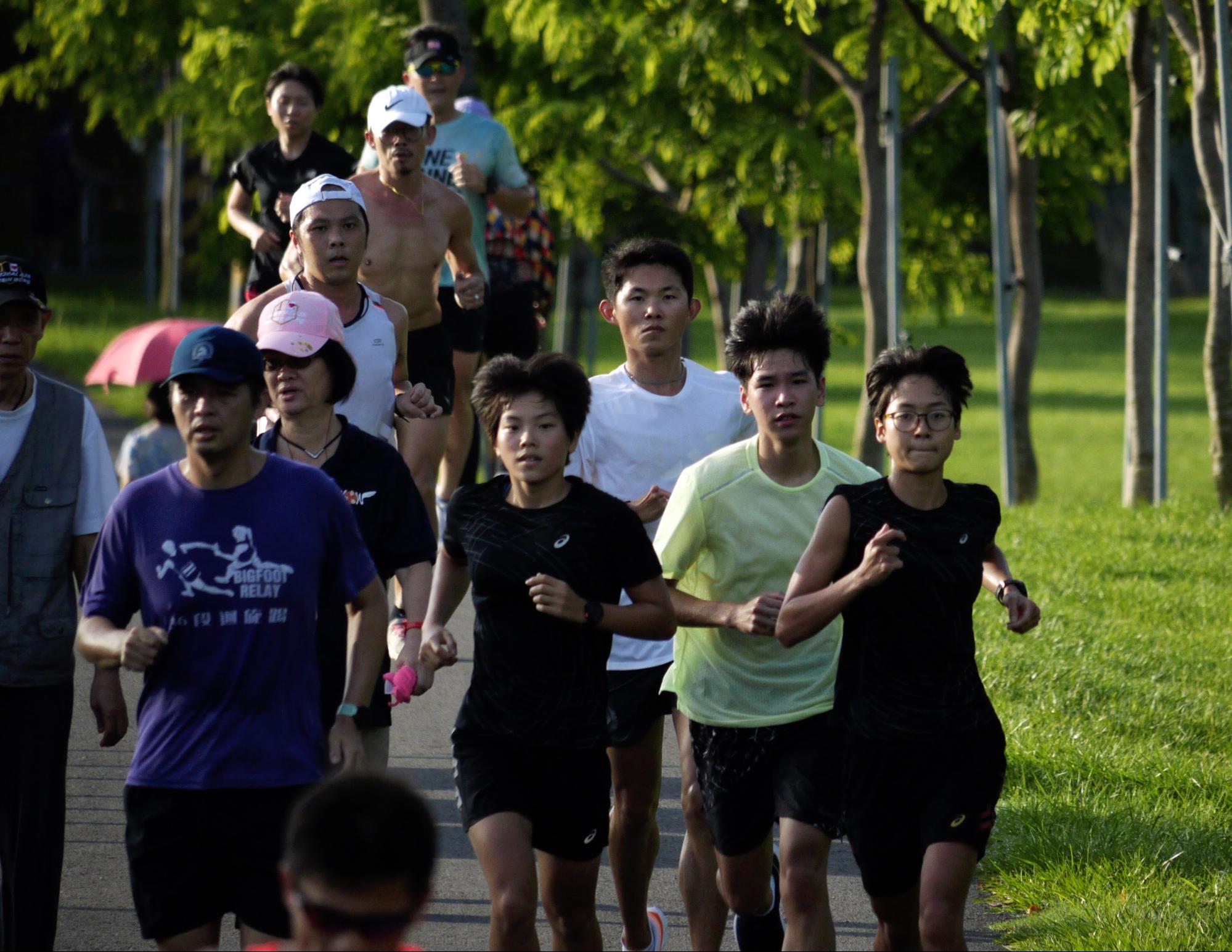 屏科大鐵人隊共同受邀參與活動(圖片來源:5AM Workout Studio)