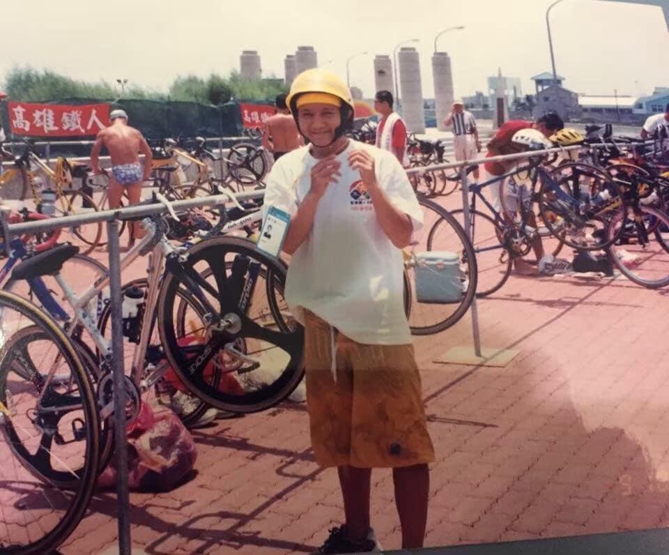 「台灣鐵人一姊」李筱瑜在2002年第一次參加鐵人三項賽就奪冠。圖片來源。