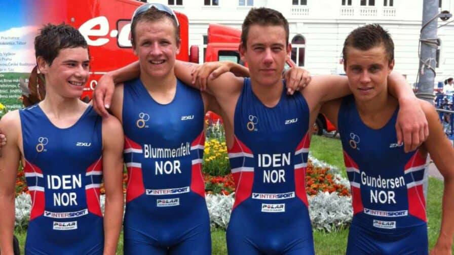由左至右為 Gustav Iden、Kristian Blummenfelt、Mikal Iden和Jørgen Gundersen ,2012 年他們參加 ETU 青少年鐵人三項歐洲盃。