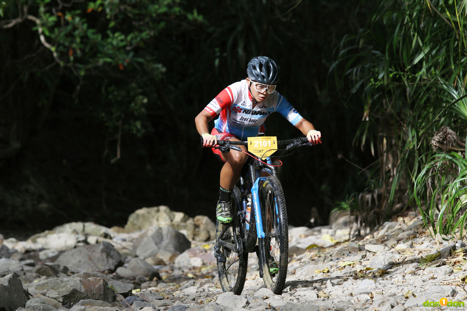 女子組蔡雅羽在大山母山的上坡就將差距拉開,最後拿下 26 公里 Cross Country 女子個人組冠軍。她說:「下坡超爽的!」