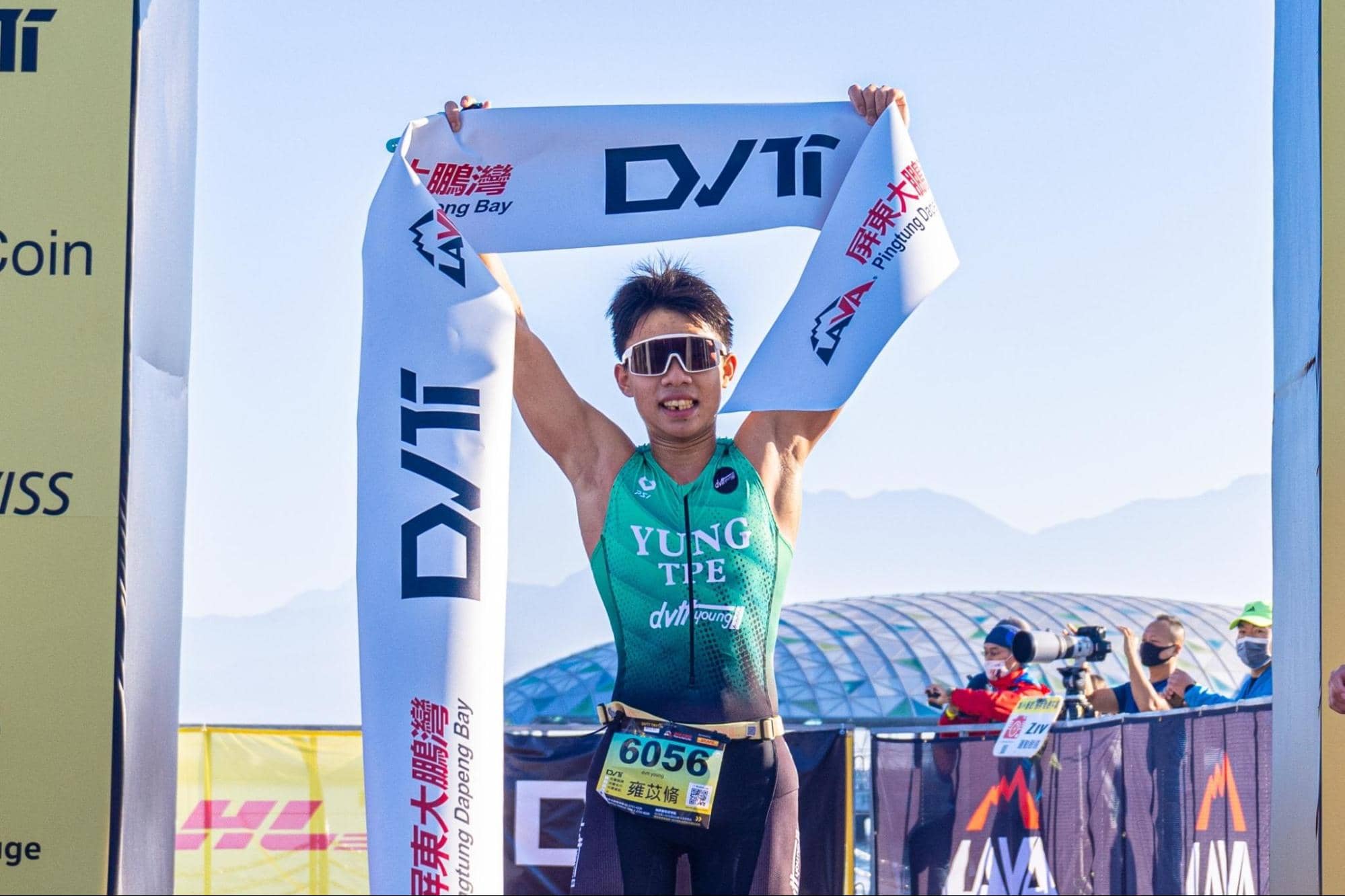 首先上場的DVTT TRYTRI賽事男子組最後由「dvtt young」選手雍苡脩以01小時01分12秒率先衝線。