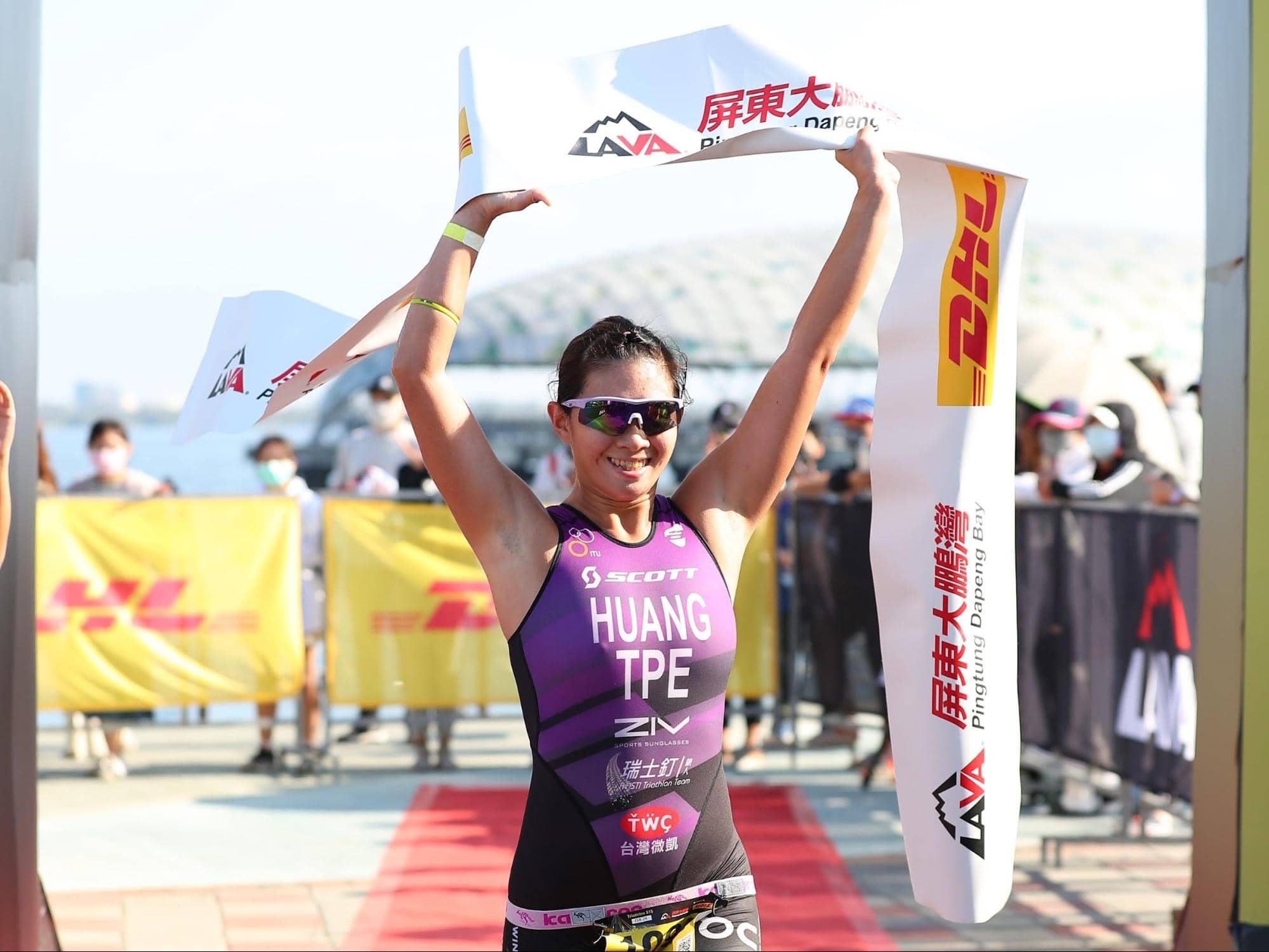 標鐵51.5公里組女子組則由黃于嫣以02小時17分32秒再度蟬聯后座。