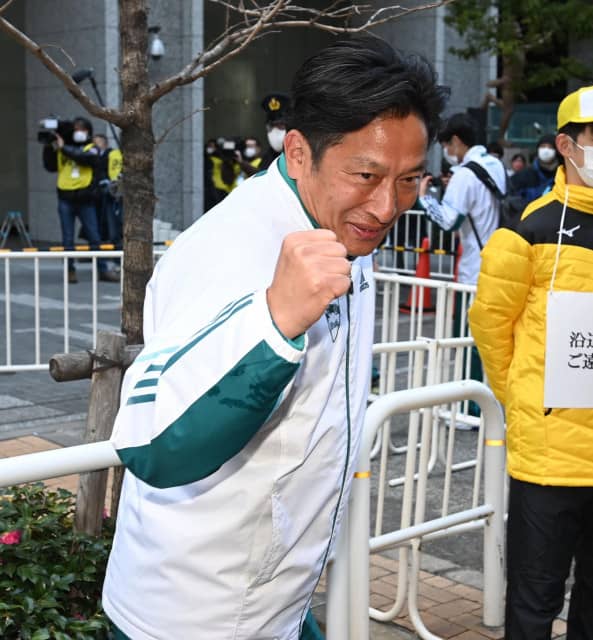 青學大的原晉監督就表示:「以目前的學生接力賽況來看,如果區間順位中出現 2 個,甚至只有 1 個選手排名掉到兩位數,那整個團隊距離優勝就更加遙遠。所以我想要在每個區間內爭奪前 5 名。」圖片來源