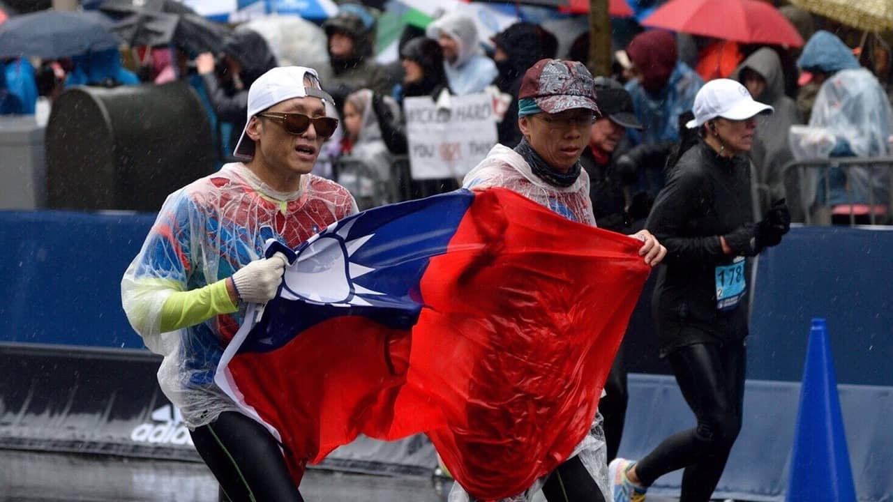 民視主播段慧琳此次將與全臺灣第一位跑進波士頓馬拉松的視障跑者洪國展,共組山水鐵人接力隊!