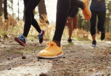 新手跑步看鞋底 從跑鞋大底觀察自己的步態 照片來源:runningmagazine.ca