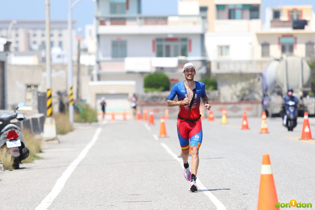 西班牙籍馬浩均（MARCOS PÉREZ）目前定居新竹，以分齡男子組第 5 位，分組第 2 取得世界錦標賽的資格