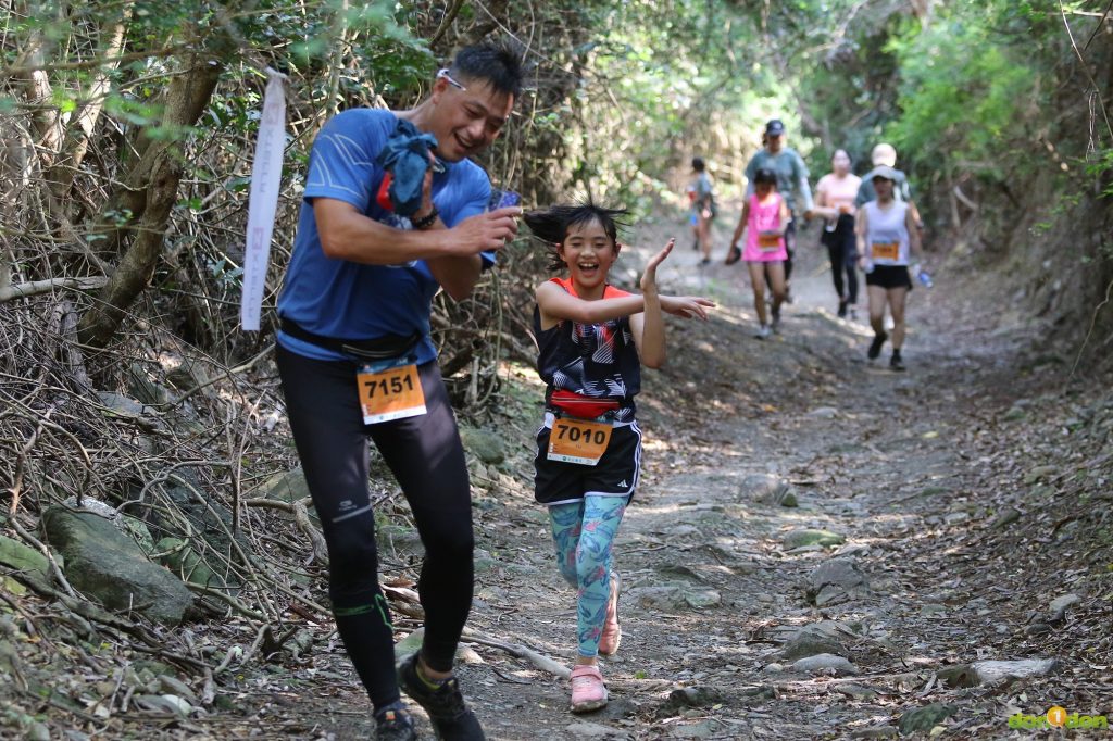 7 公里組越野賽道適合全家大小一起參與,接觸大自然、培養興趣和體能