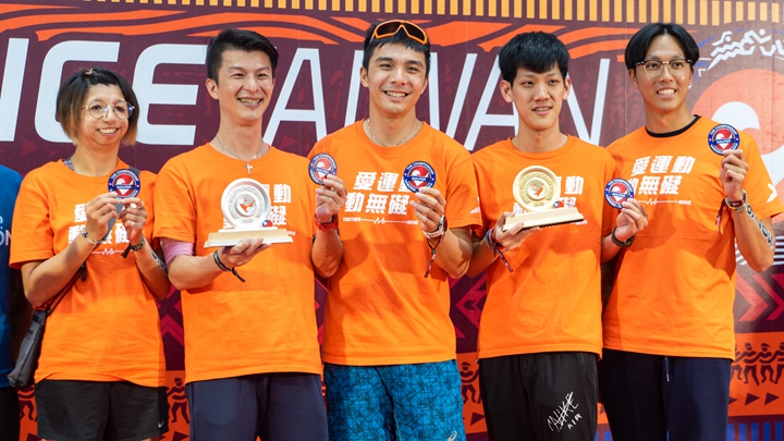 左起:范榮玉、姜義村、張斯閔、李一諺、賴亮薰