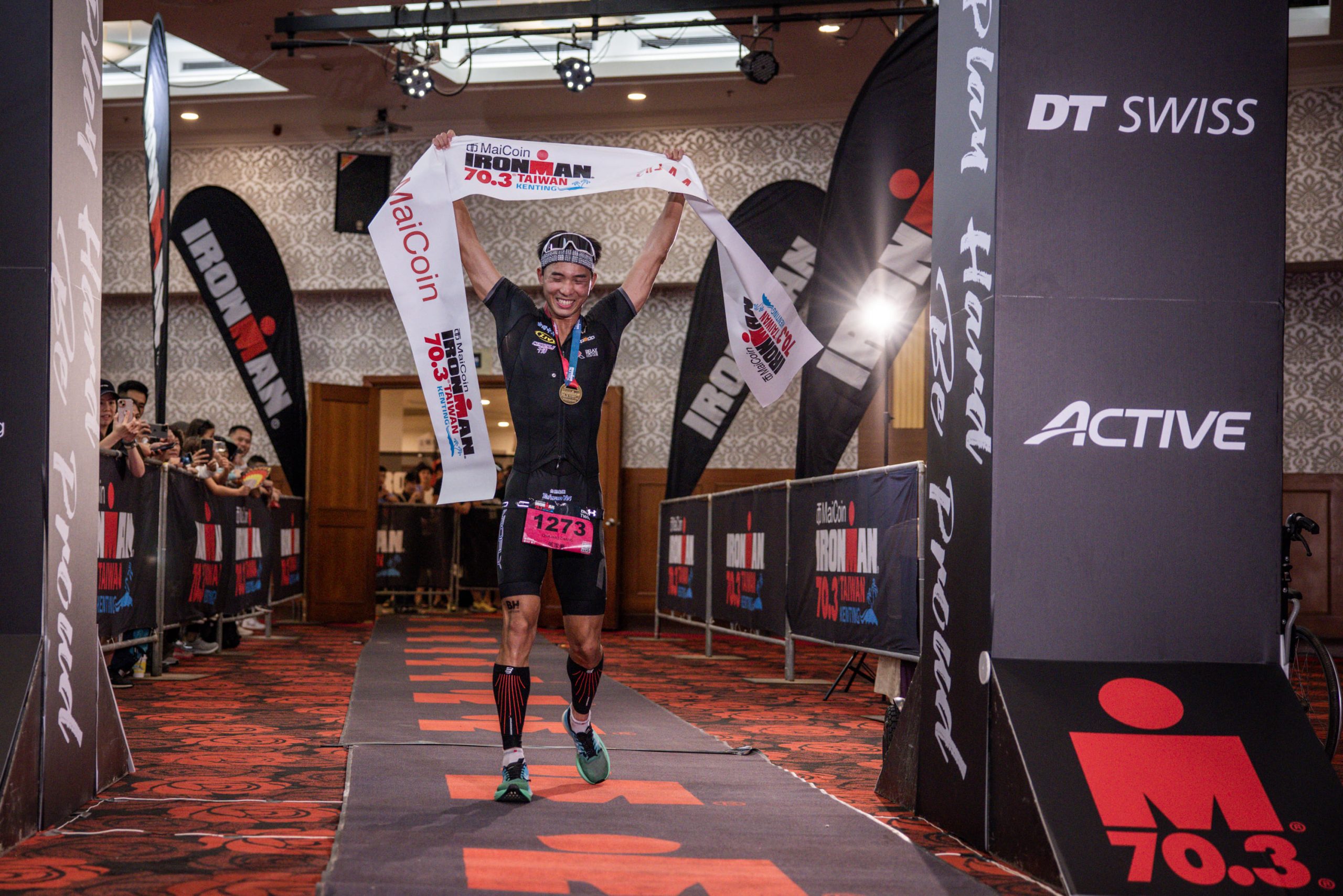 台灣選手張家豪拿下總成績第一,成績 4 小時 16 分 02 秒。圖片來源:LAVA Sports 台灣鐵人三項公司