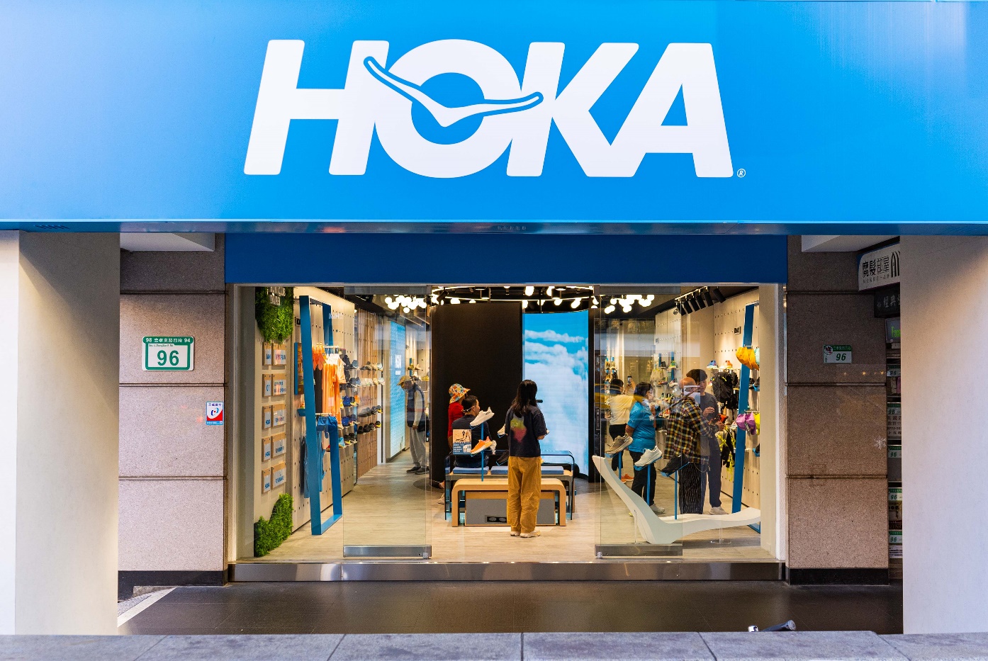 ▲HOKA宣布進軍台北東區商圈,開設首間品牌獨立街邊專門店-忠孝大安門市