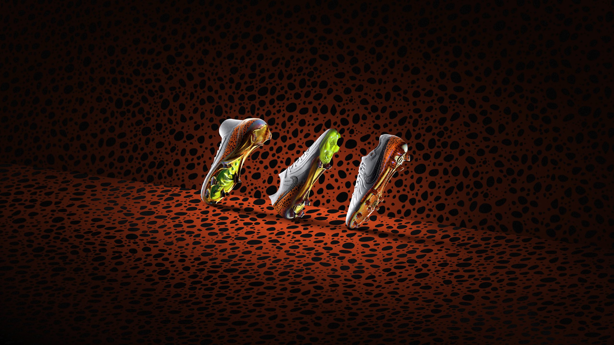 從左到右:Nike Air Zoom Mercurial Superfly、Nike Phantom GX 2、Nike Tiempo Legend