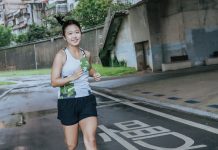 睽違一年的破百夢想 曾晴 FOOTLAND 喚醒早晨的成就感
