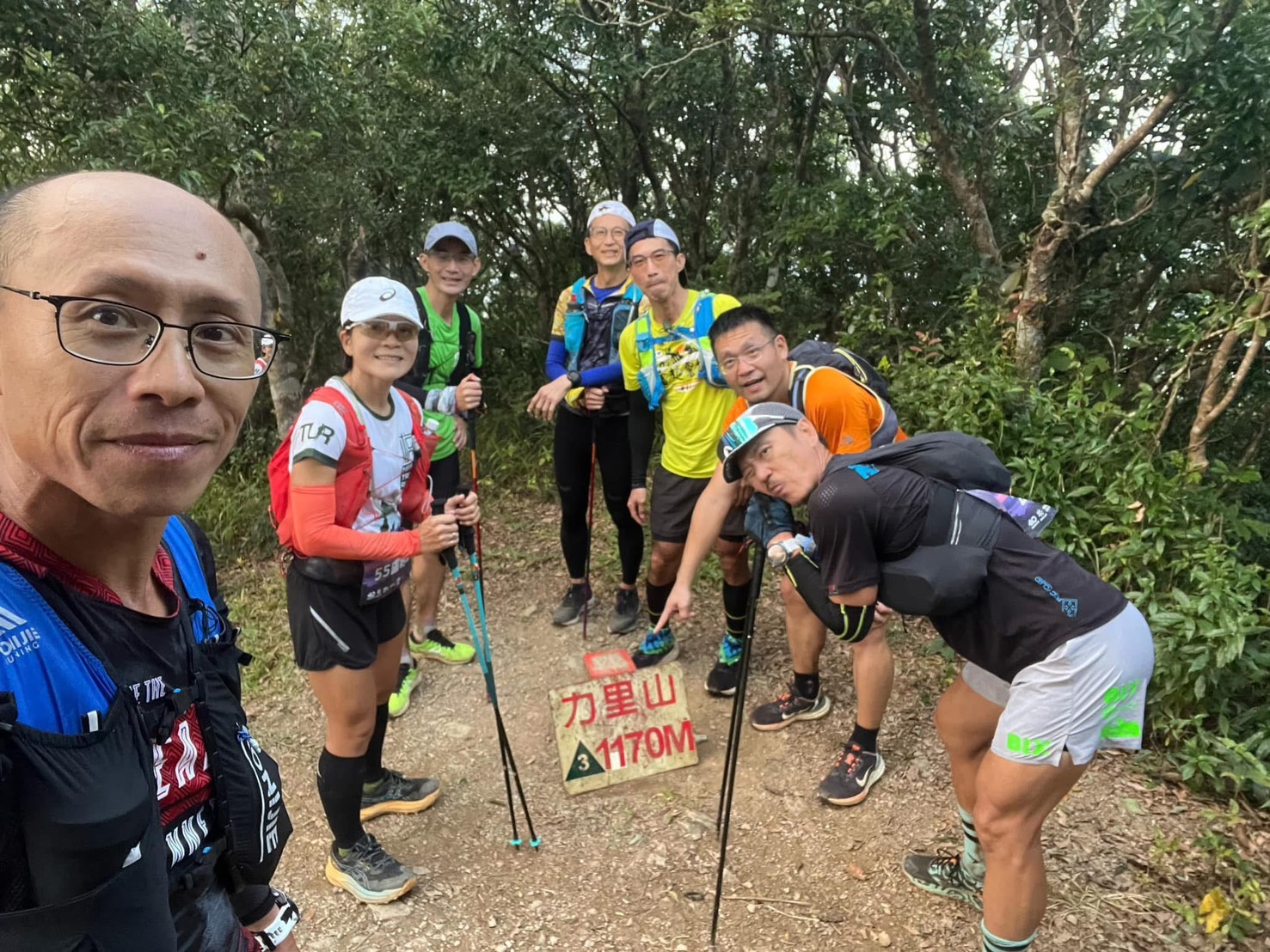 回程的力里山，我們從熱食站開始，就一起前前後後加油打氣，大頭目拍攝提供