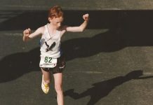 我們該鼓掌還是該惋惜 當馬拉松成為童年的勳章 照片來源:RunnersWorld