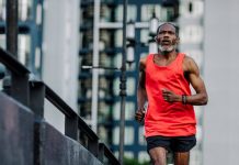 如何正確增加跑量 五千位跑者的追蹤調查 照片來源:mensjourna